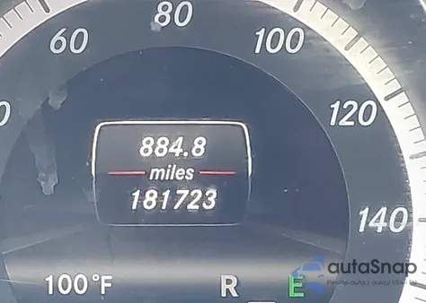 2013 Mercedes-Benz E 350 z USA, uszkodzony, nr VIN WDDHF5KB0DA742160